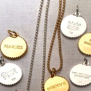 BRAND NEW NEVER WORN INDIA HICKS BALL & CHAIN NECKLACE